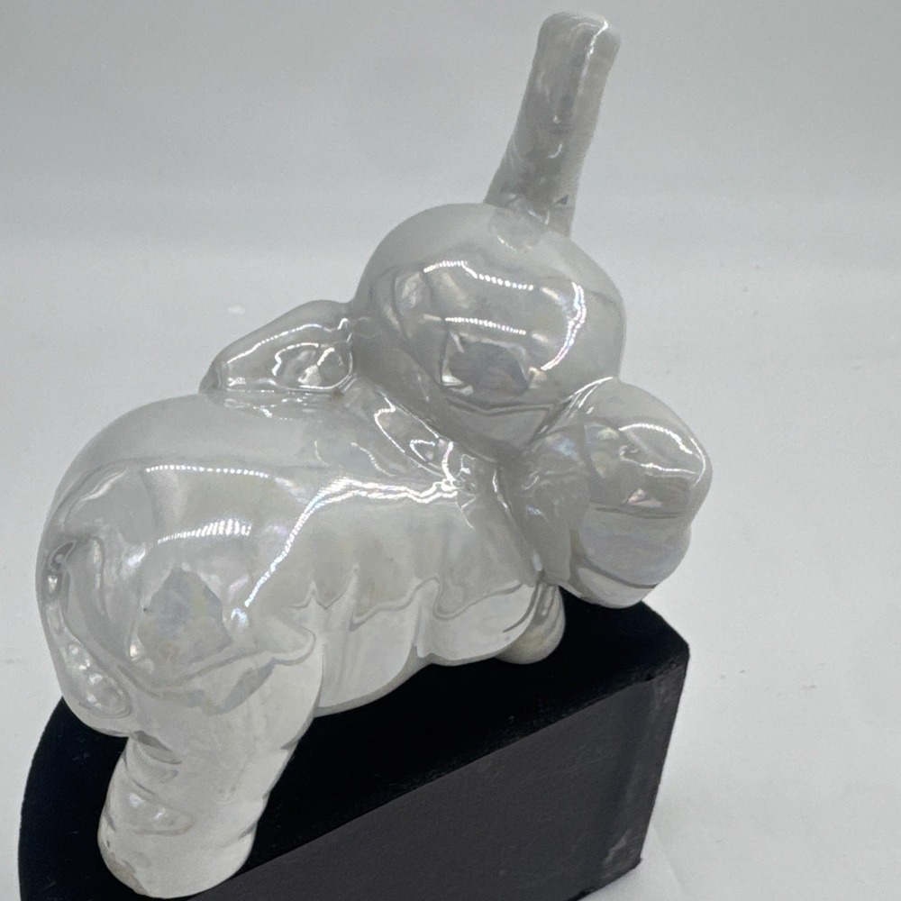 Baby Elephant Ceramic Iridescence Color Figurine 4.5" Tx5.5" L Pearlescent Sheen - Picture 10 of 11